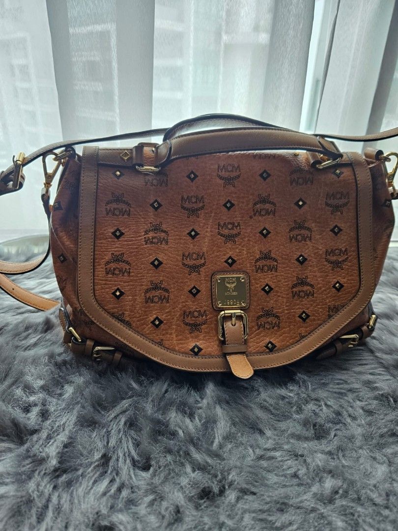 Mcm shop body bag