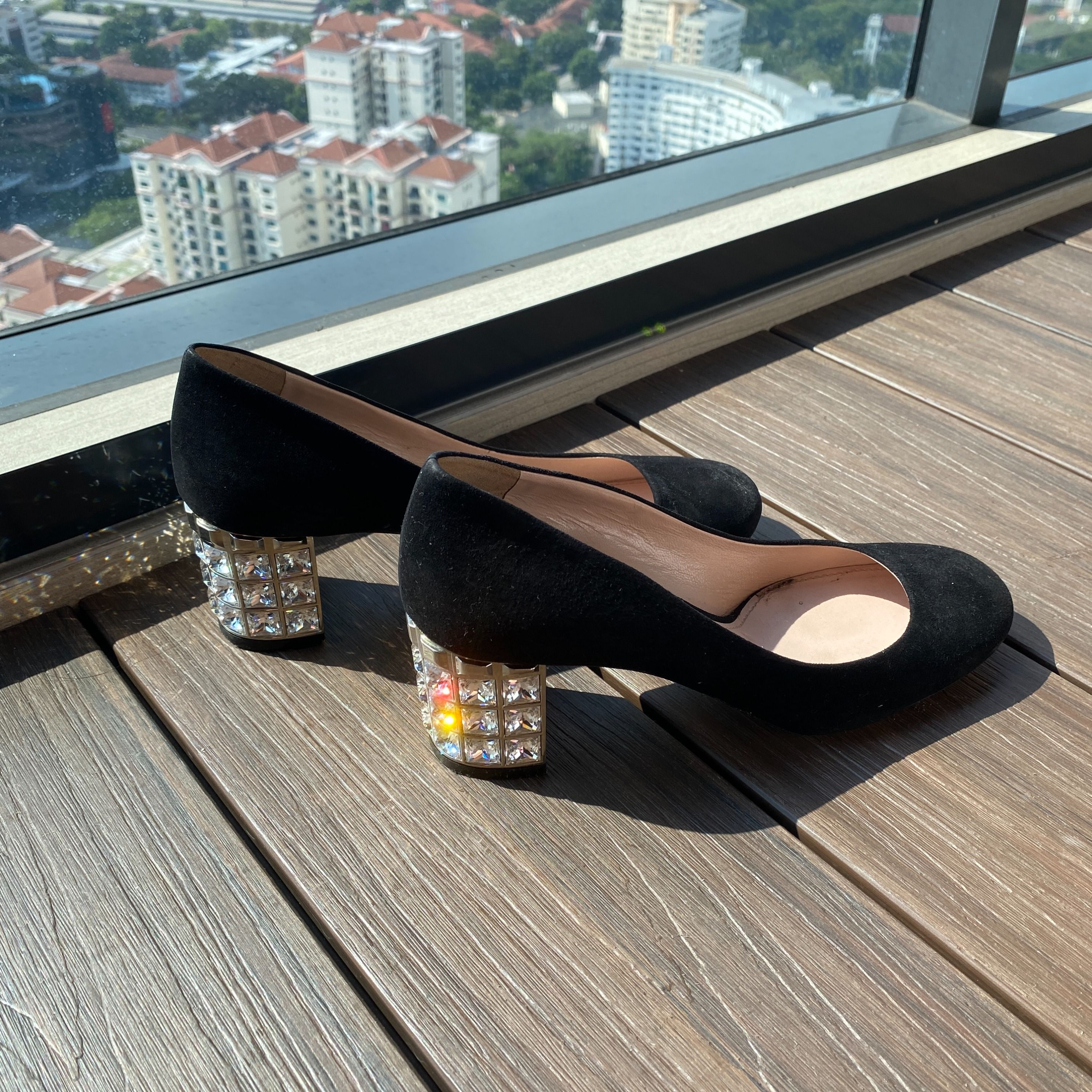 Miu miu suede pumps on sale