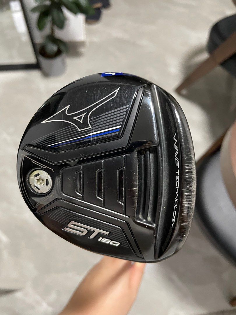 Mizuno 190 deals