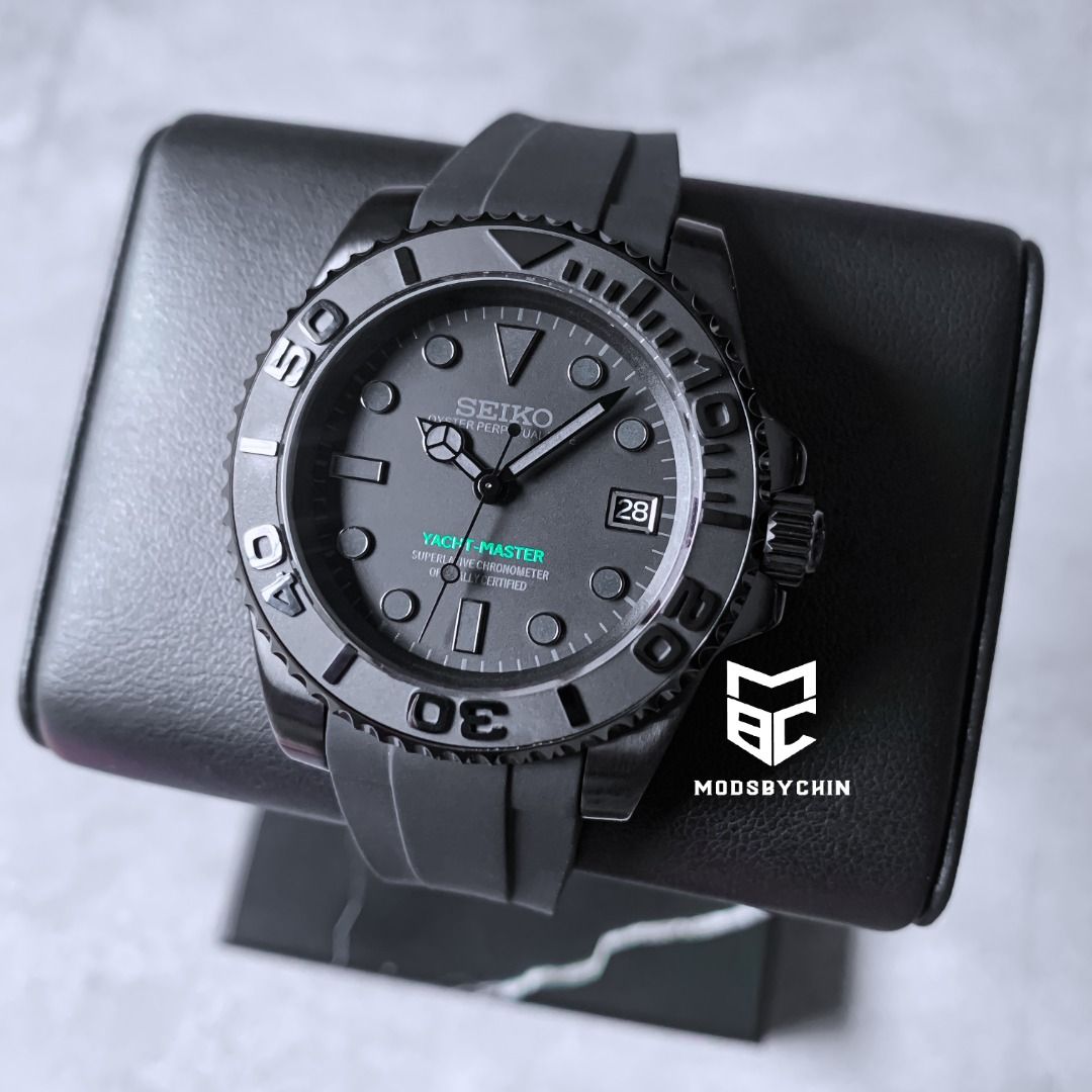 Seiko stealth deals black