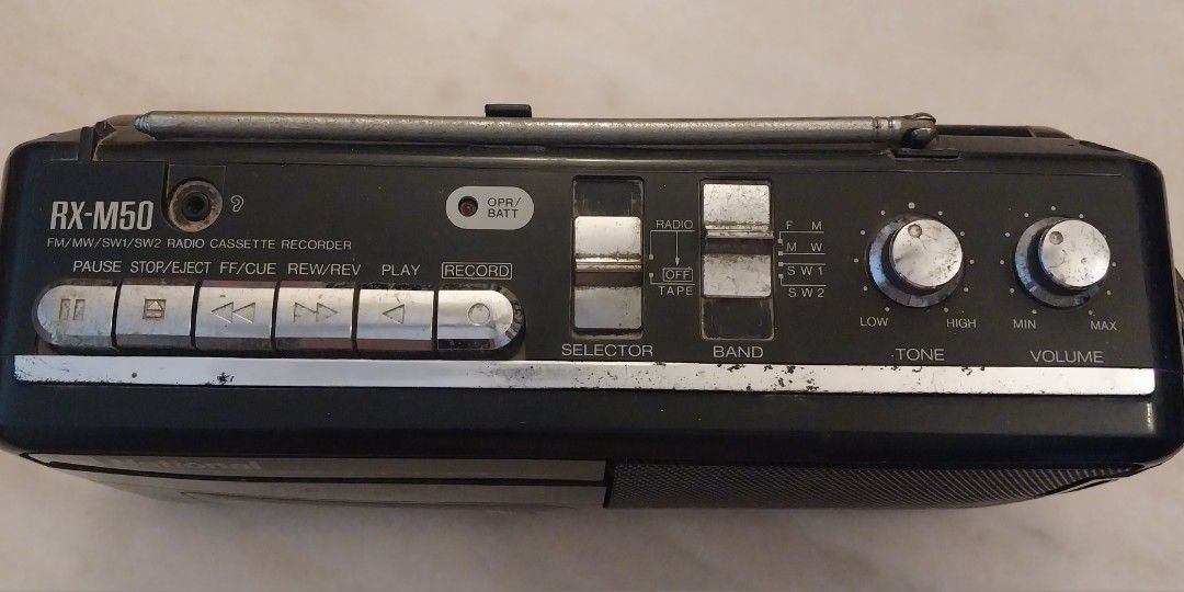 National cassette player/radio, Hobbies & Toys, Collectibles & Memorabilia, Vintage Collectibles