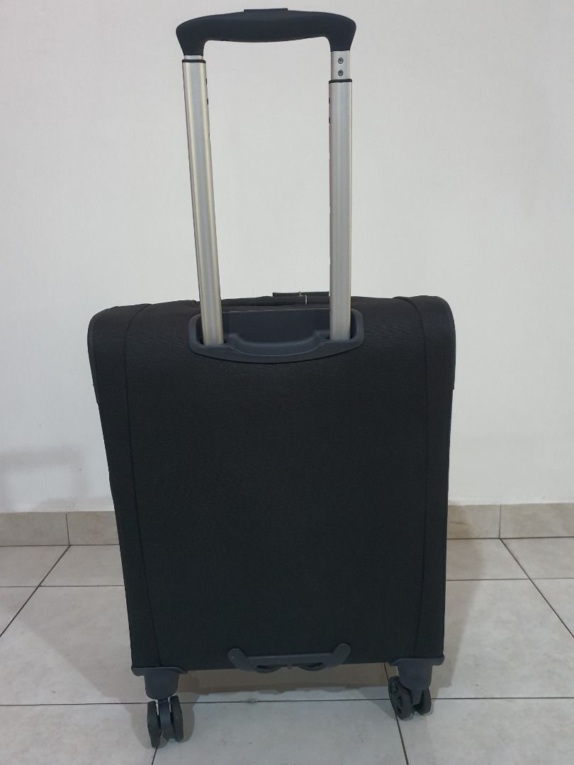 Samsonite dynamo spinner 55 outlet