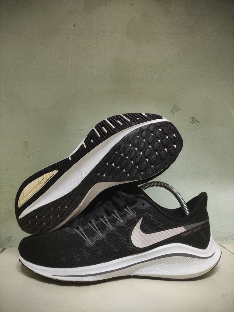 Nike Air Zoom Vomero 14