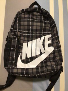 (Category: ) located in . Submitted by pochamok (Listing ID 1265514884, Image 1). Description: .