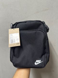 Nike Unisex Heritage Cross Body Bag