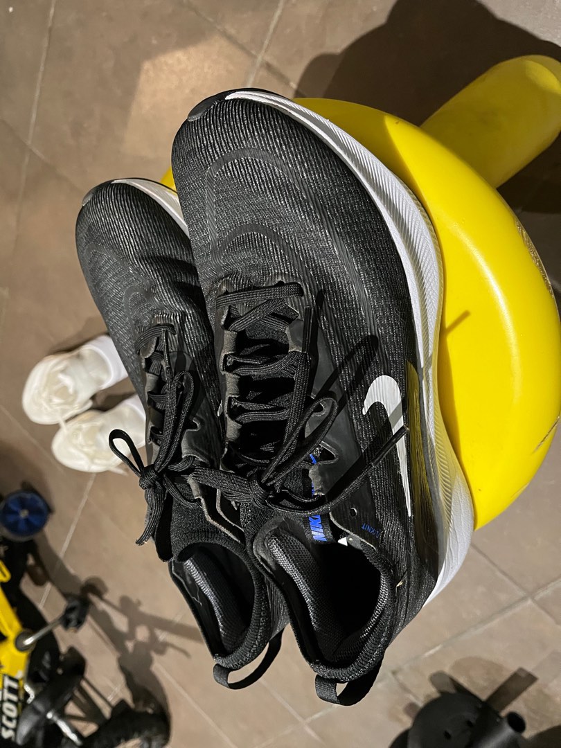 zoomfly 4