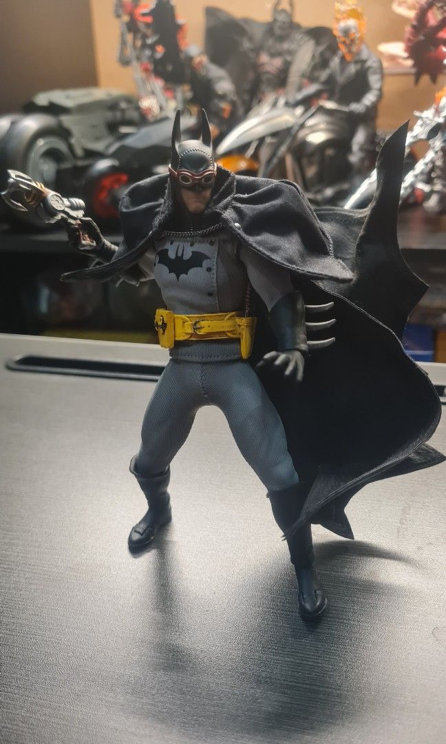 Noir toyz deals batman