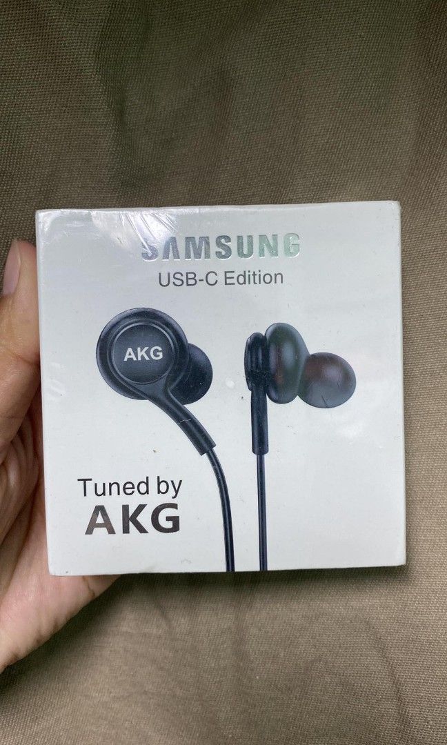 ORIGINAL AKG EARPHONE TYPE C (Category: Earphones) located in Manila. Submitted by milasgadgetph (Listing ID 1265535258, Image 1). Description: SAMSUNG 25W ADAPTER -700 SAMSUNG 45W ADAPTER -950 TYPE-C TYPE-C to TYPE-C CABLE ONLY-400 ADAPTER 25W -550 ADAPTER 45W -700 🍂GOOD QUALITY 🍂HIGH QUALITY 🍂SUPER FAST CHARGING 🍂Payment method% ✨Gcash ✨BPI 🍂Shipping ✨LBC ✨JNT (PAYMENT FIRST) ✨LALAMOVE 🍁SAMEDAY DELIVERY AROUND MANILA 📍LOC. MANILA ✨PM FOR