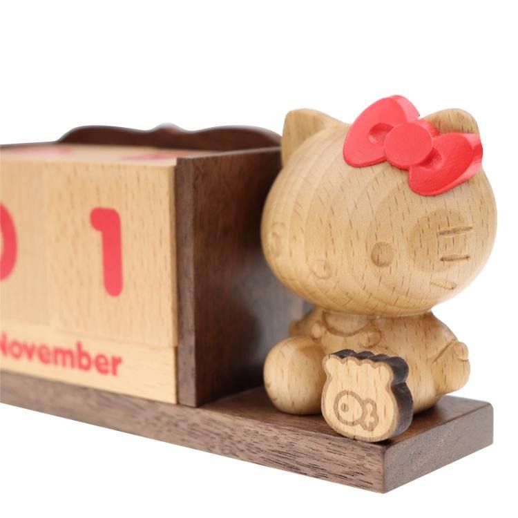 Original Sanrio Hello Kitty Wooden Perpetual Calendar Hobbies Toys