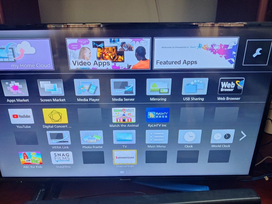 Smart tv 2025 panasonic soundbar