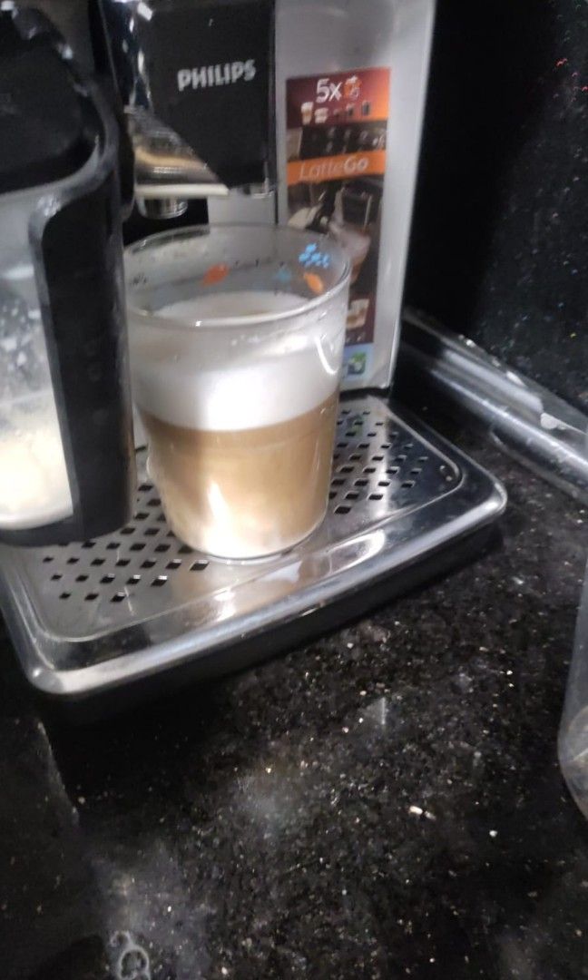 Philips Saeco Lattego 3200 save money on coffee..delonghi, krups, Jura