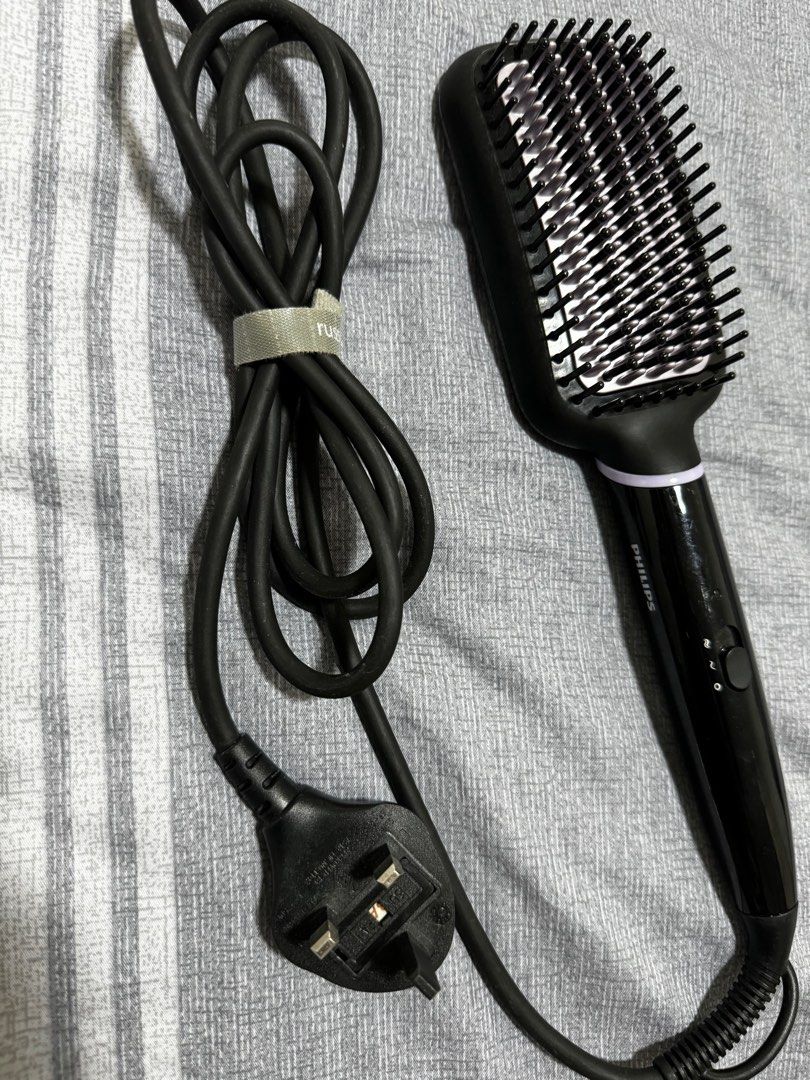 PHILIPS StyleCare Essential Heated straightening brush BHH880 03
