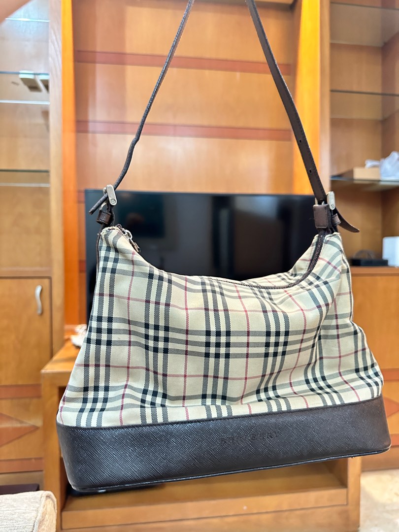 Pre owned Burberry shoulder bag Women s Fashion Bags Wallets