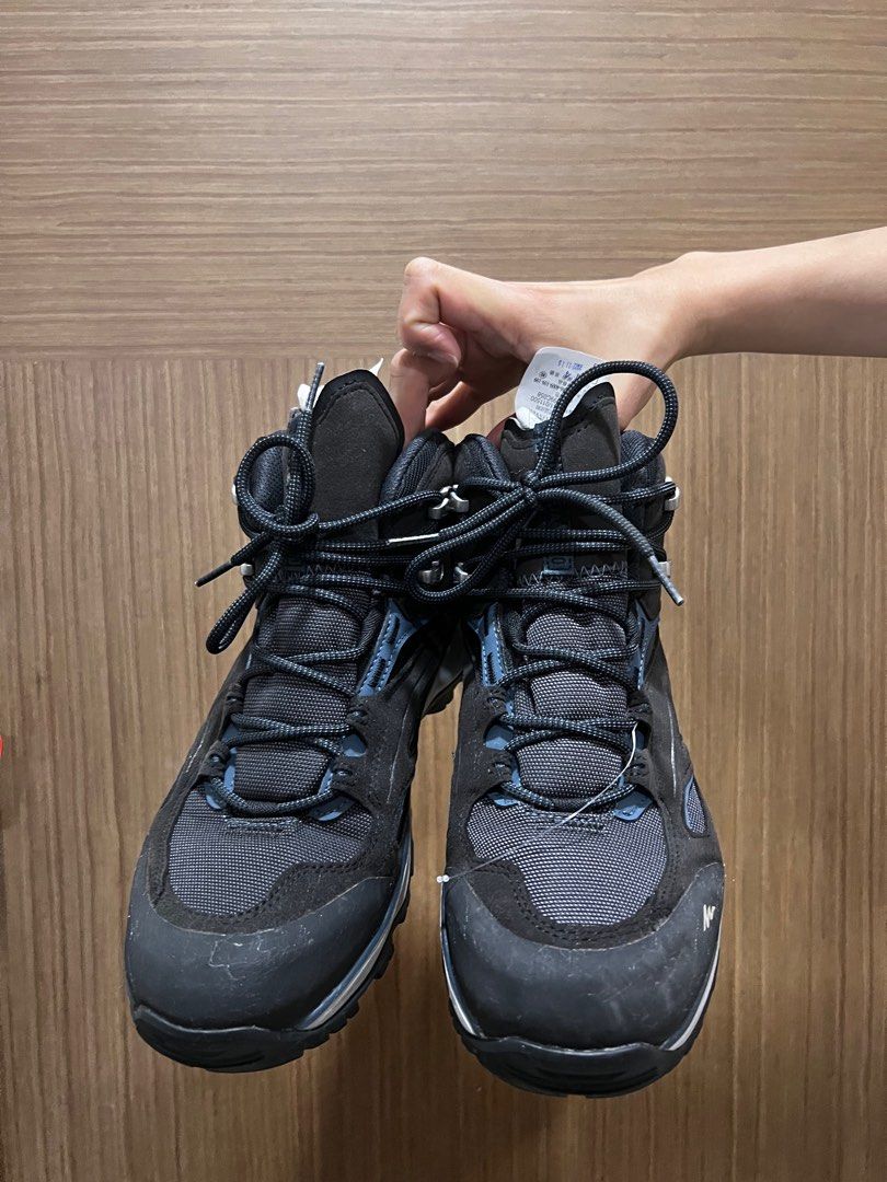 quechua hiking shoes