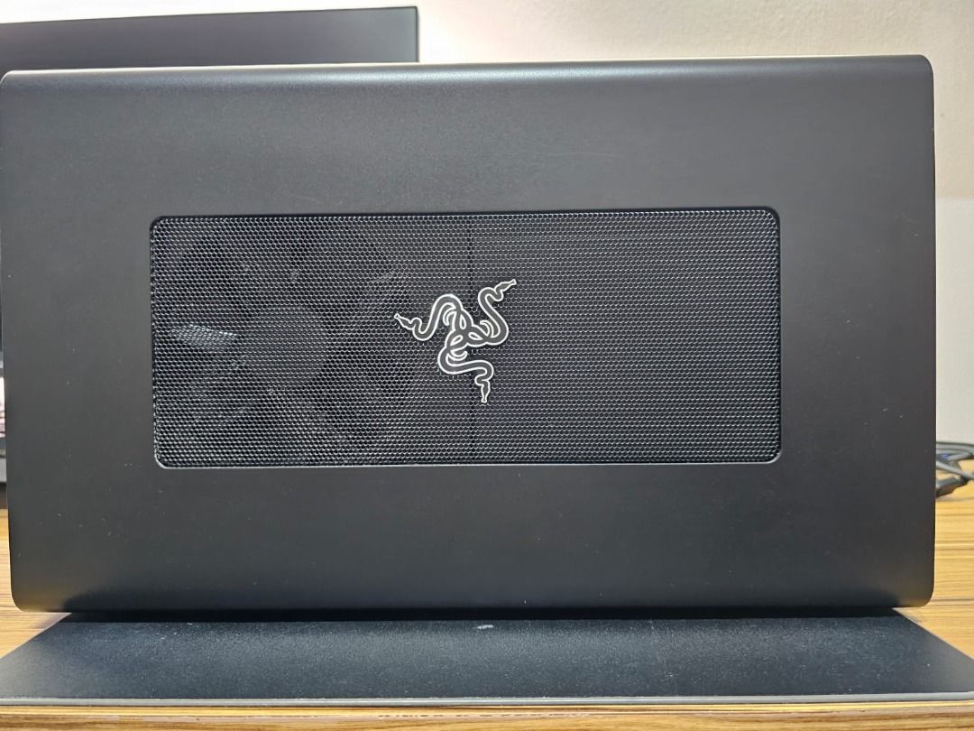 Razor Core X Chroma (Thunderbolt 3 eGPU) + GeForce® RTX 2070 SUPER ...