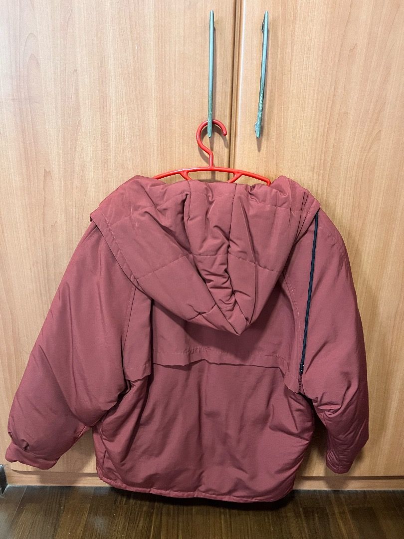 Red down jacket (Category: Coats, Jackets and Outerwear) located in Singapore. Submitted by rheont (Listing ID 1265433048, Image 2). Description: Only worn once, selling off as it no longer fits. Bought at $75. .