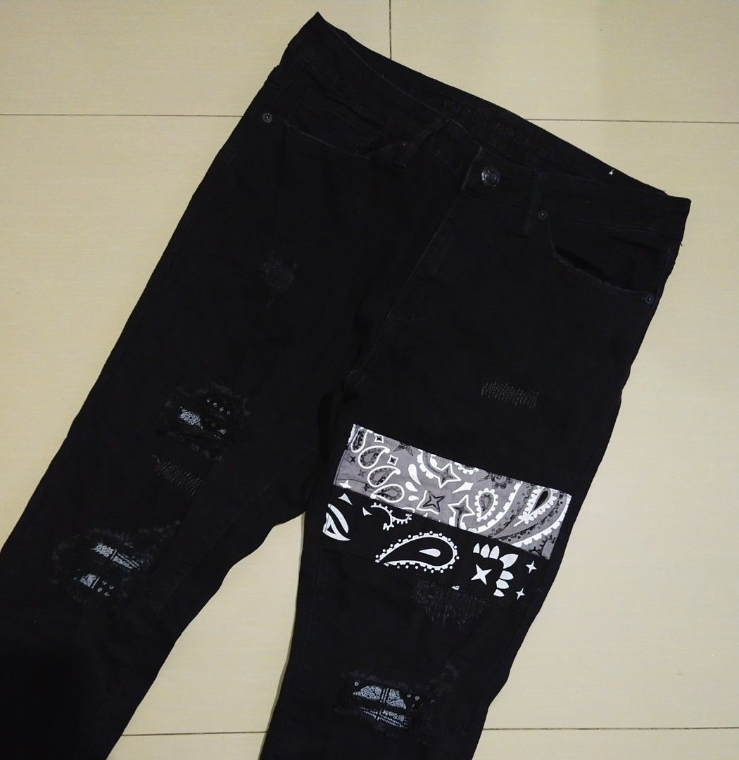 RUE21 SPLATTER RIP JEANS Men s Fashion Bottoms Jeans on Carousell