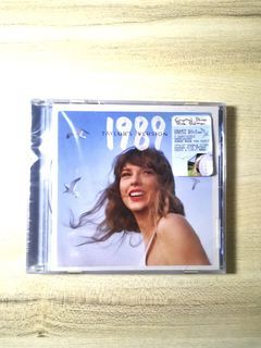 SEALED: TAYLOR SWIFT- 1989 TAYLOR'S VERSION CRYSTAL SKIES BLUE STANDARD CD US PRESSING ALBUM (CD NOT VINYL)