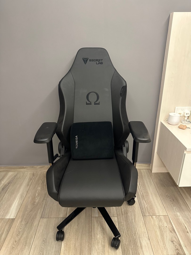 Secretlab omega 2020 black deals