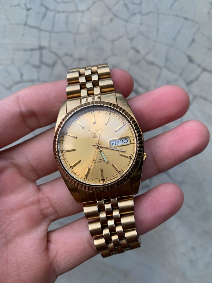 Seiko 5 fluted 2025 bezel