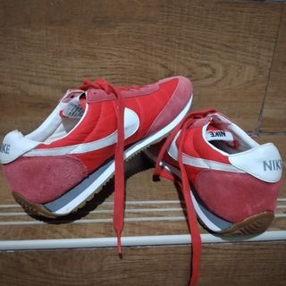 Sepatu nike preloved gudkon