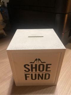Giant yeezy shoe box on sale