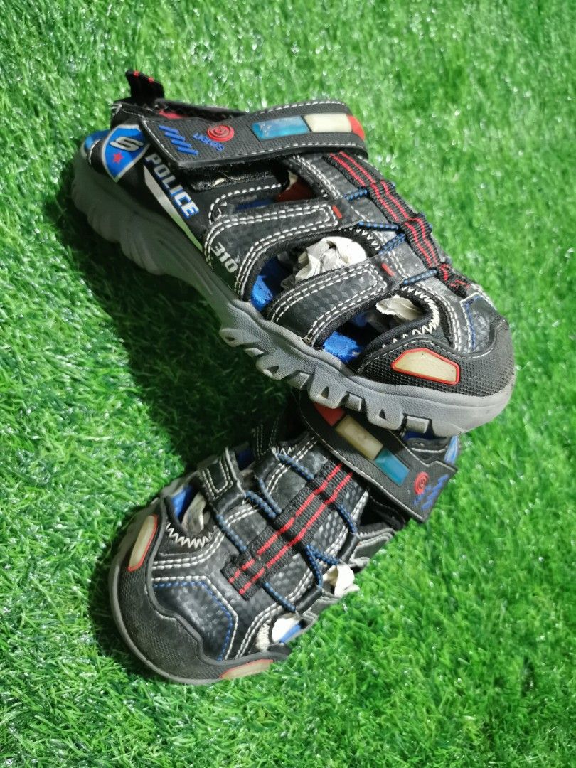 Skechers police store sandals
