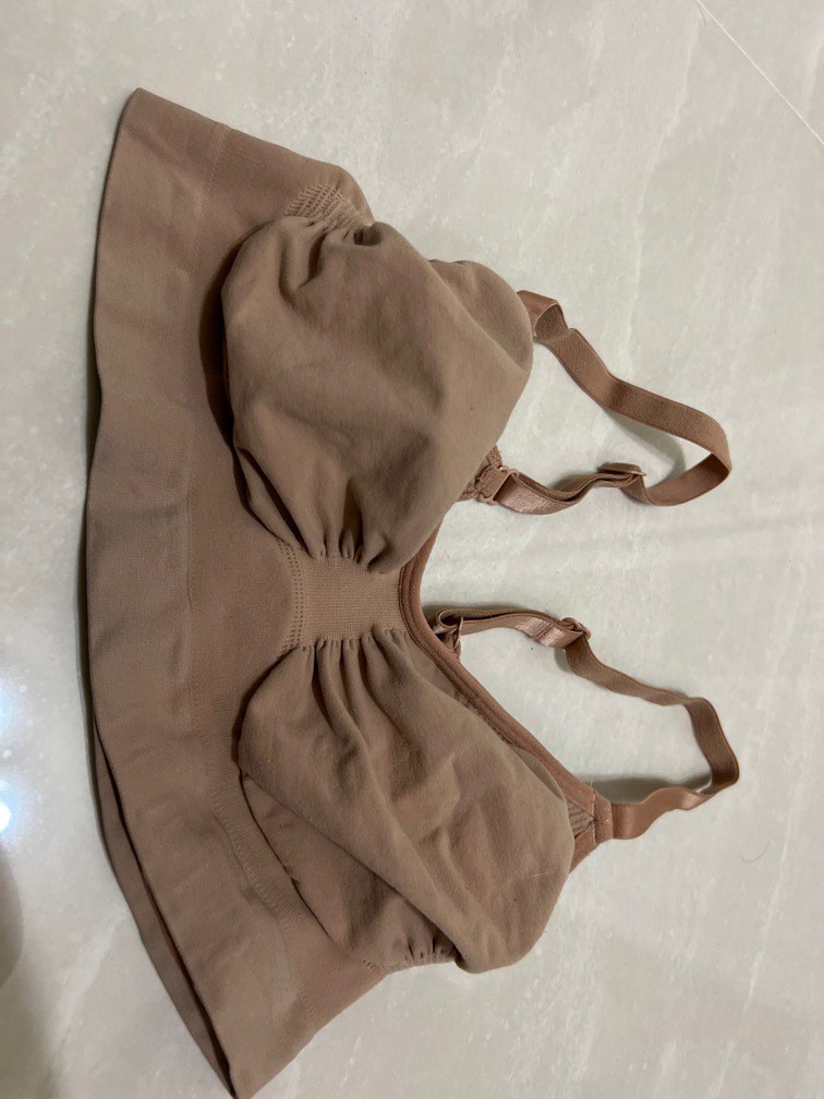 BNWT Skims Sculpting Bralette in Umber and Clay, size S/M [AVAILABLE, ON  HAND], Women's Fashion, Undergarments & Loungewear on Carousell