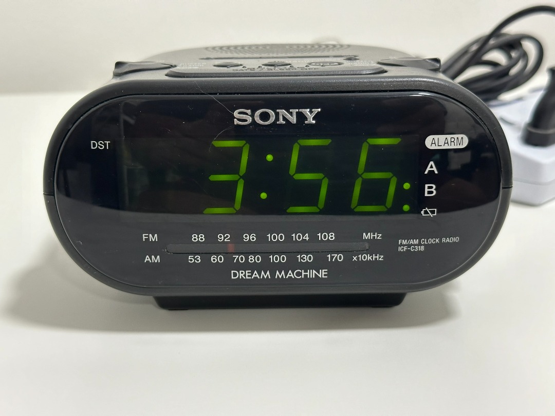 sony-clock-radio-with-dual-alarm-icf-c318-furniture-home-living