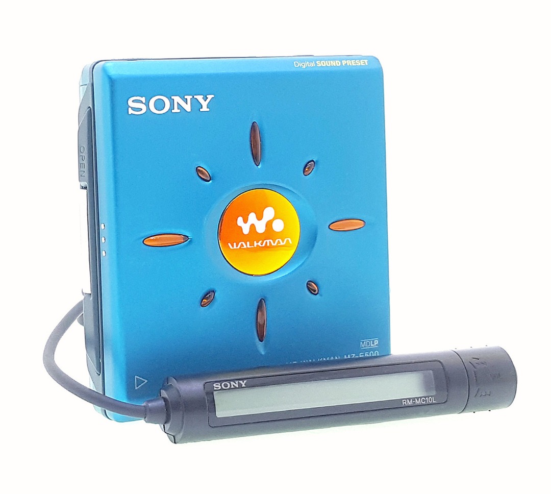 SONY MDウォークマン MZ-E520 動作品 乾電池ケース、リモコン付き