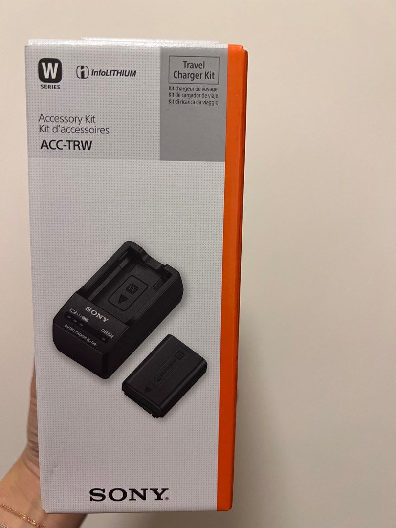 Sony Travel Charger Kit ACC-TRW, 攝影器材, 攝影配件, 電池及充電器