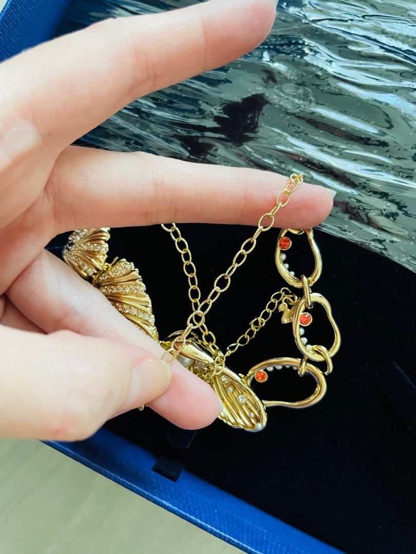 Swarovski shell pendant shop