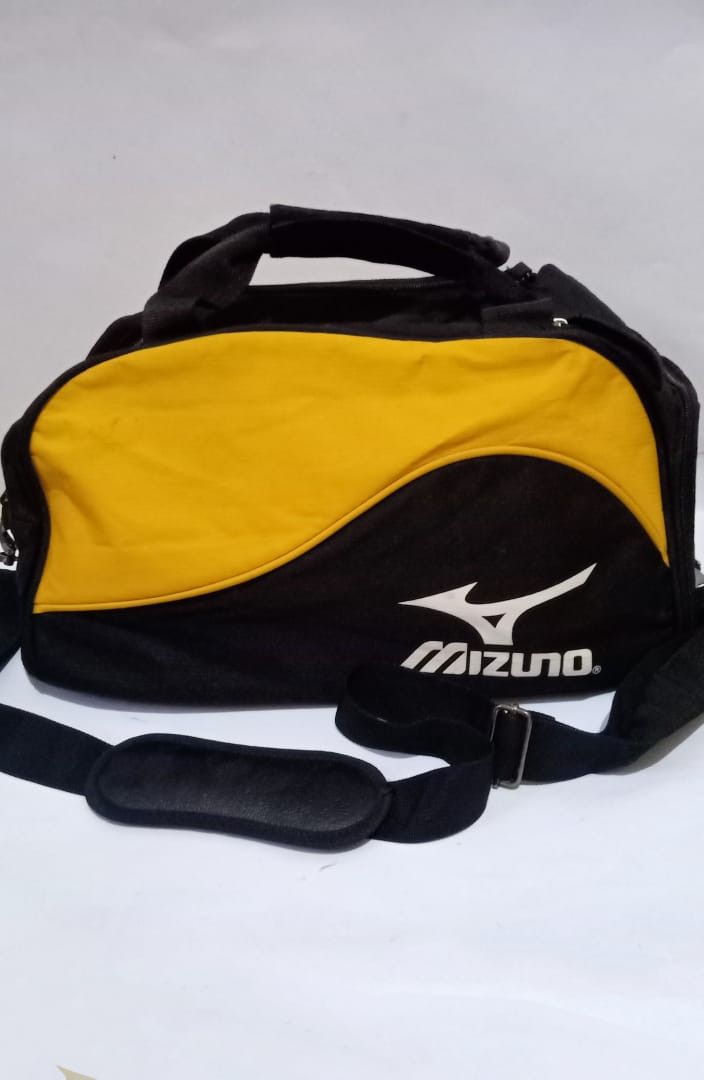 Mizuno tas store