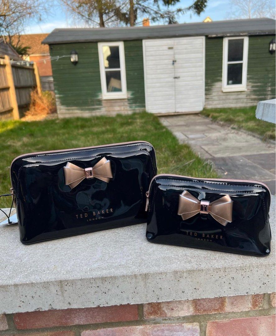 Ted baker hotsell cosmetic bag