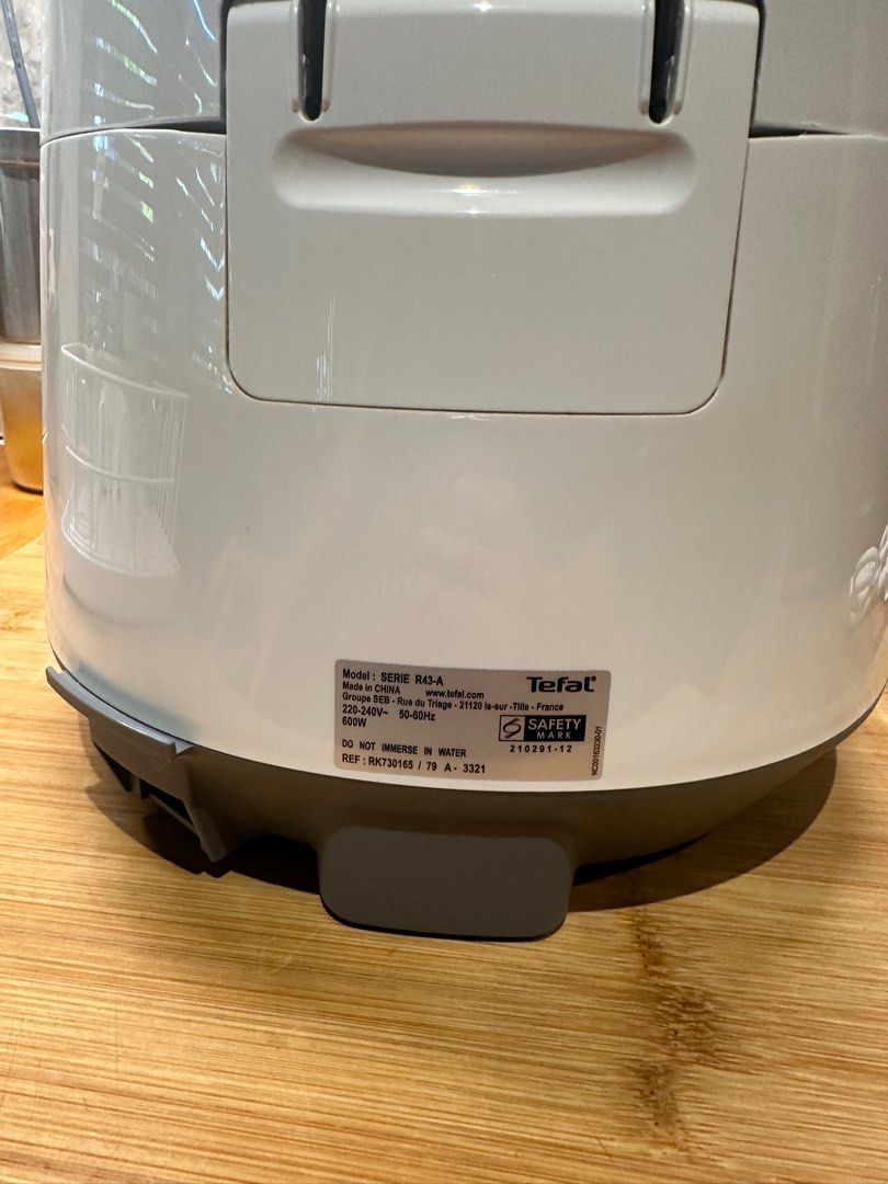 Tefal rice cooker Serie R43A, TV & Home Appliances, Kitchen Appliances