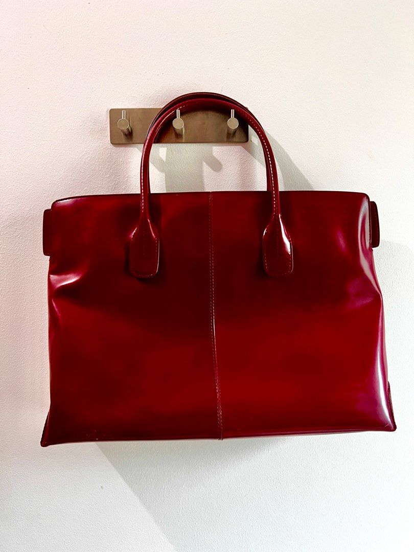 Red patent leather handbags clearance