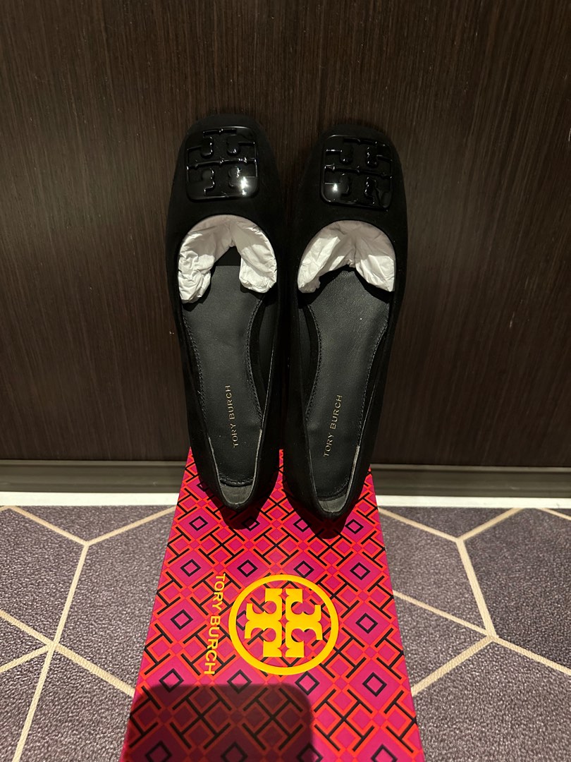 Tory Burch flats in Black Suede Women s Fashion Footwear Flats