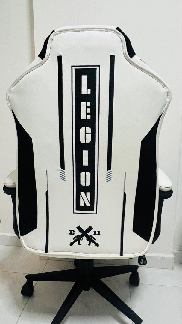 TT Racing DUO V4 Gaming Chair - Stormtrooper Edition, Furniture & Home ...