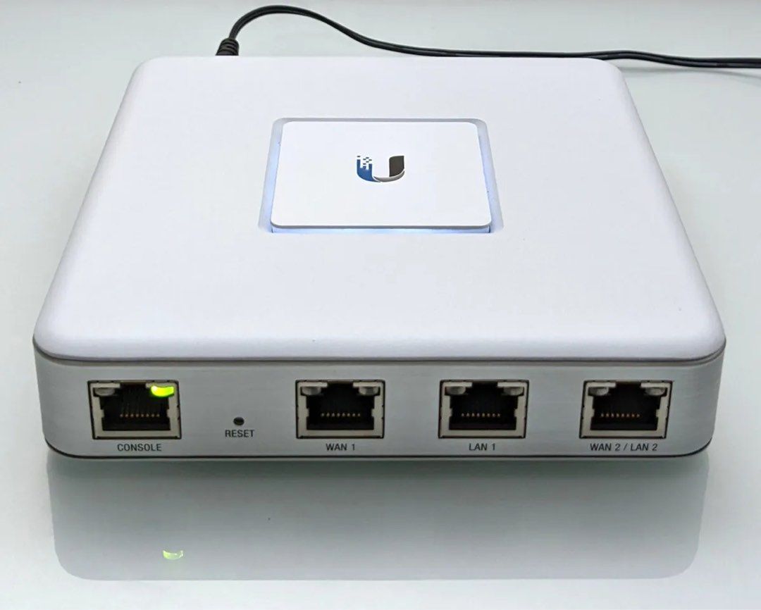 Usg Computer Ubiquiti Unifi Security Gateway (USG), Computers & Tech, Parts ...