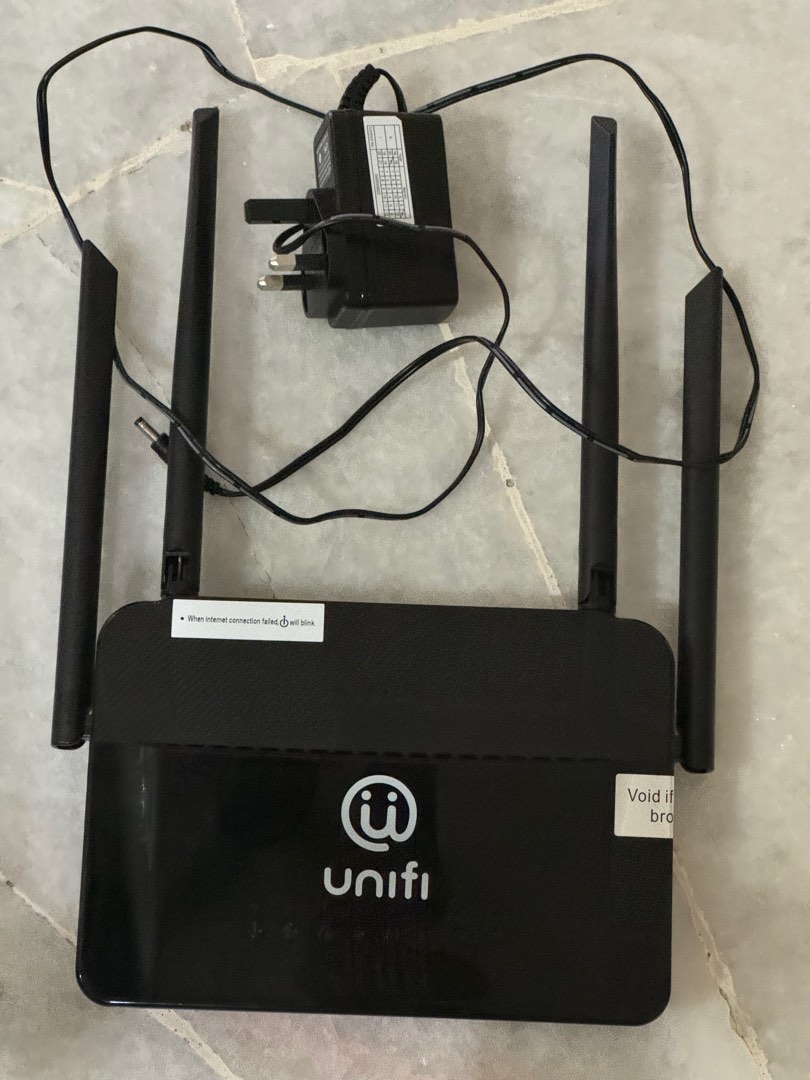 View of Unifi router dlink, Computers & Tech, Parts & Accessories, Networking ...