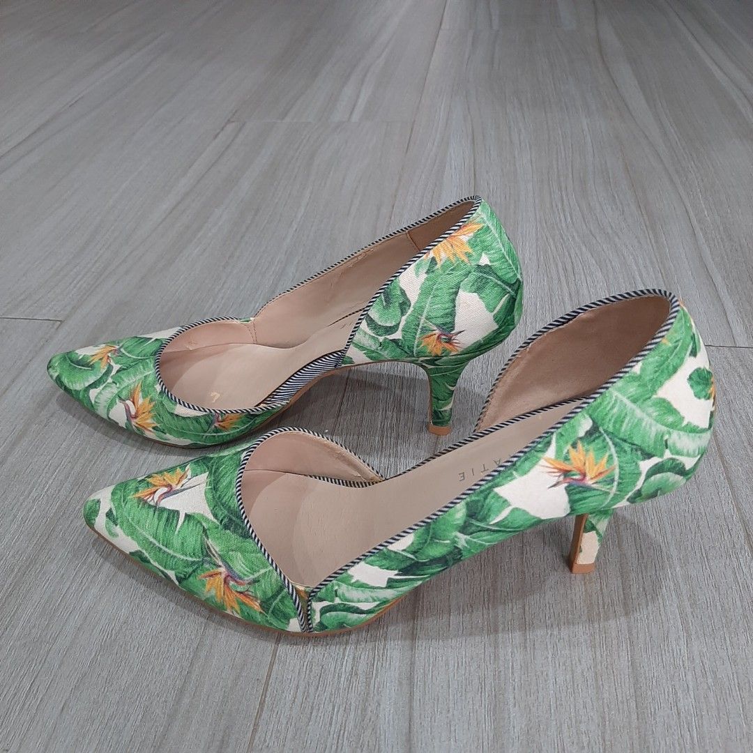 Kelly and discount katie floral heels