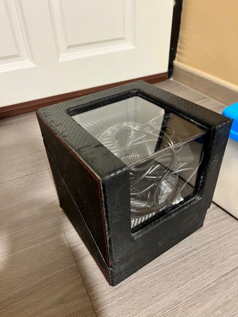 Used watch winder top