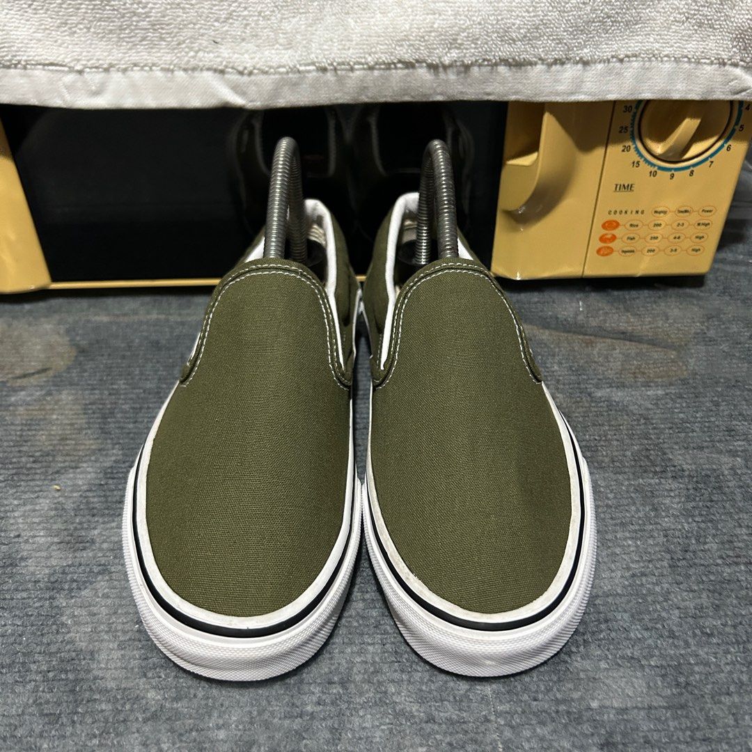 Vans classic hotsell womens olive