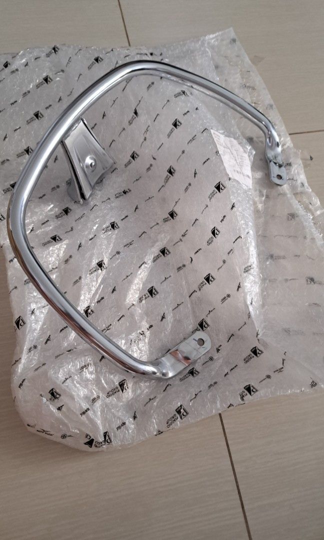 VESPA HANDLE, Motorcycles, Motorcycle Accessories on Carousell