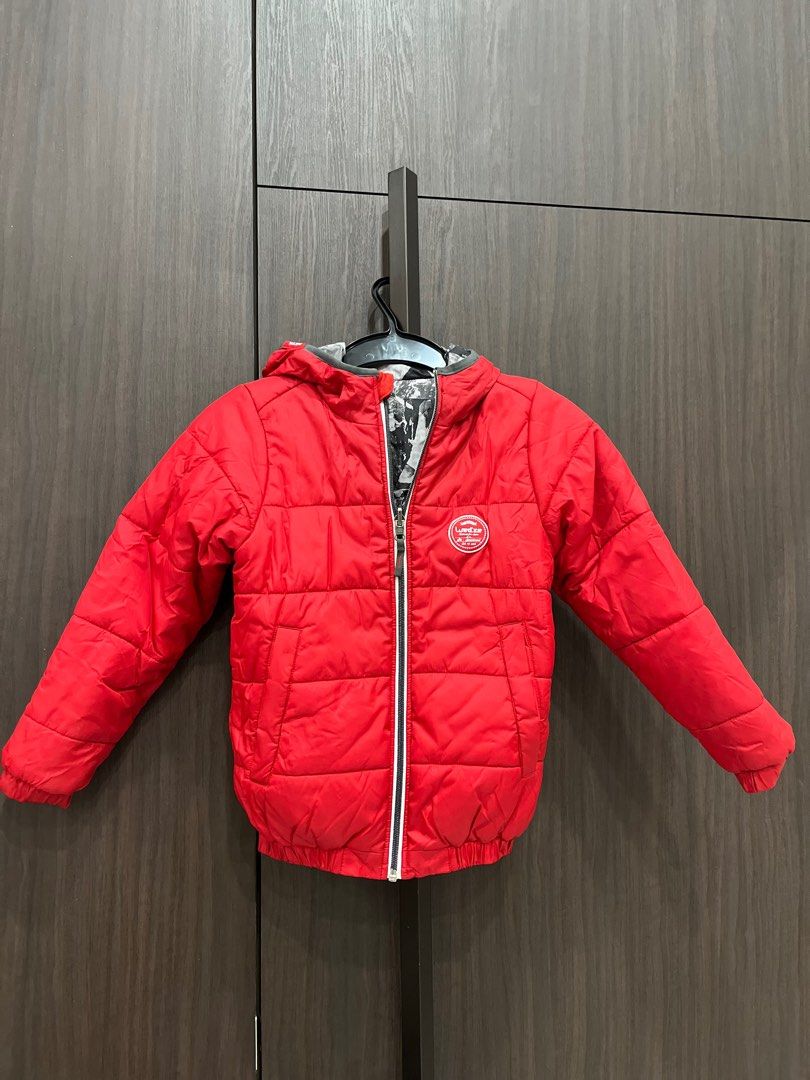 Winter Jacket (Category: Babies & Kids Fashion) located in Singapore. Submitted by twinkel (Listing ID 1265385666, Image 1). Description: Winter Jacket for boy (Good for 6-8years old, up to 130m) Red/Grey design reversible In Good Condition .