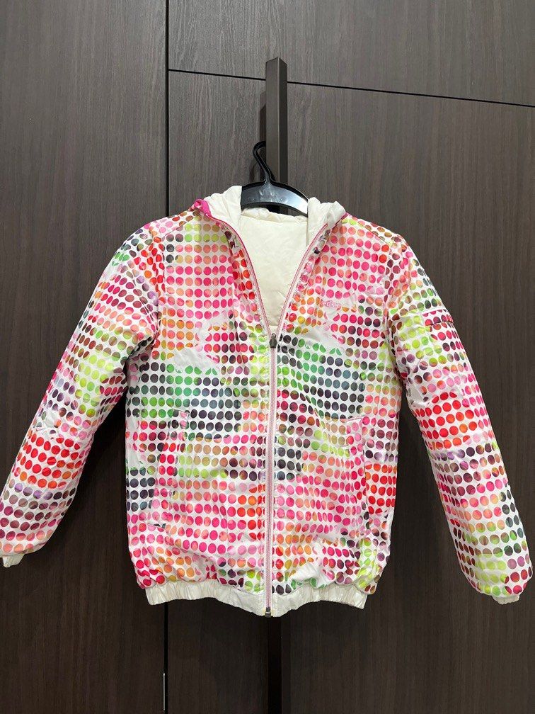 Winter Jacket (Category: Babies & Kids Fashion) located in Singapore. Submitted by twinkel (Listing ID 1265390501, Image 2). Description: Winter Jacket for Girl (Good for 8-12yrs) Reversible sides (white/polka dot pink design) .