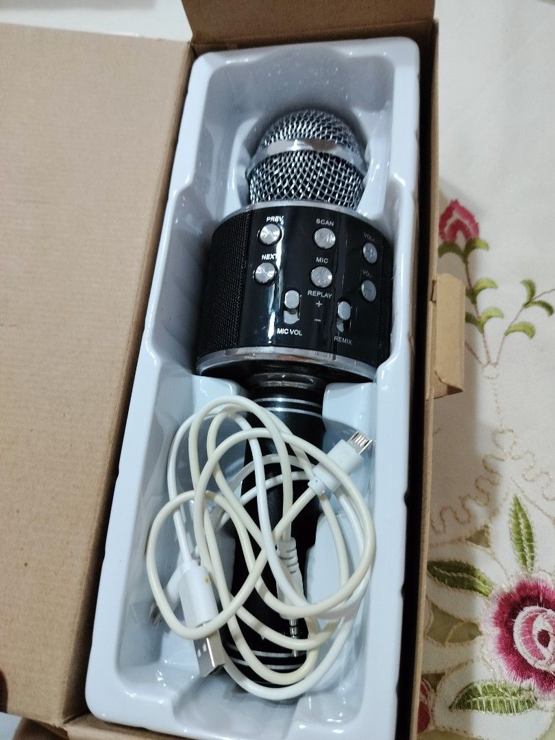 Wireless Microphone478620246953185281