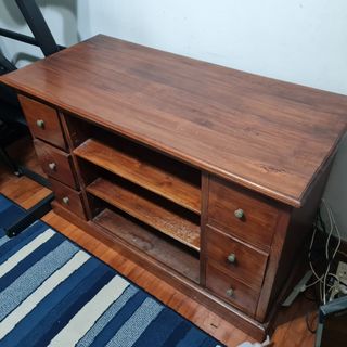 (Category: ) located in . Submitted by fendiais15 (Listing ID 1265473098, Image 1). Description: .