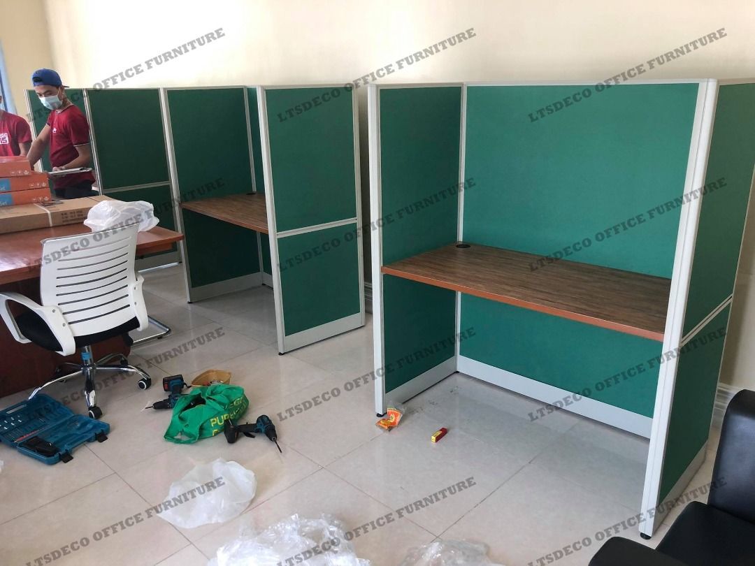 WORKSTATION OFFICE PARTITION / OFFICE PARTITION AND FURNITURE ...