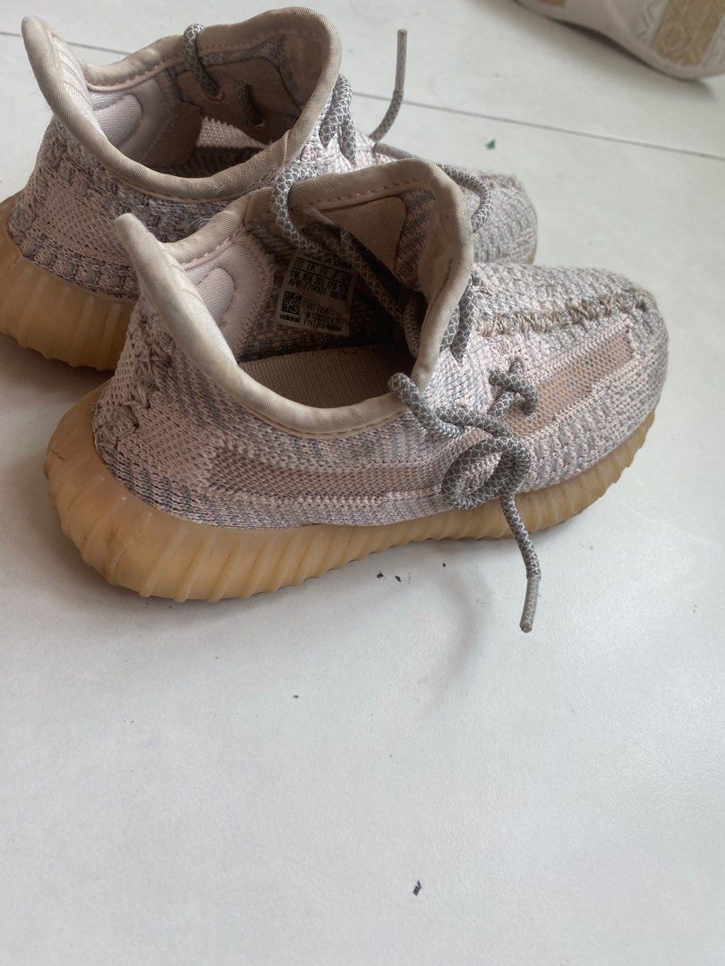 Yeezy 350 2025 baby shoes